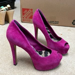 Jessica Simpson heels